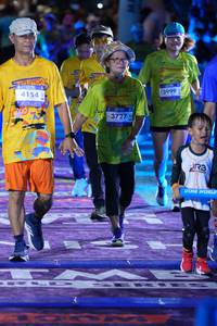 BIB: 4154, 3727, 3999
                            <button type="button" onclick="openModal(26234683)" class="btn btn-primary btn-sm float-right btn-popup" data-toggle="modal" data-target=".modal-high-quality">
                        <i class="fas fa-shopping-cart"></i> Add to Cart
                    </button>
                                            <button type="button" onclick="isThisMe(26234683, true)" class="btn btn-success btn-sm float-right btn-popup btn-isme hidden" data-toggle="tooltip" data-placement="bottom" title="นี่คือรูปของคุณใช่ไหม คลิกที่นี่เพื่อเอาเข้าอัลบั้ม">
                        <i class="fas fa-plus"></i> Add to album
                    </button>
                    <button type="button" onclick="isThisMe(26234683, false)" class="btn btn-warning btn-sm float-right btn-popup btn-isnotme hidden">
                        <i class="fas fa-ban"></i> Remove from album
                    </button>